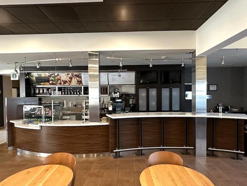 Courtyard By Marriott Fishkill Hotel Exterior photo